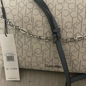 Calvin Klein blue & white med bag